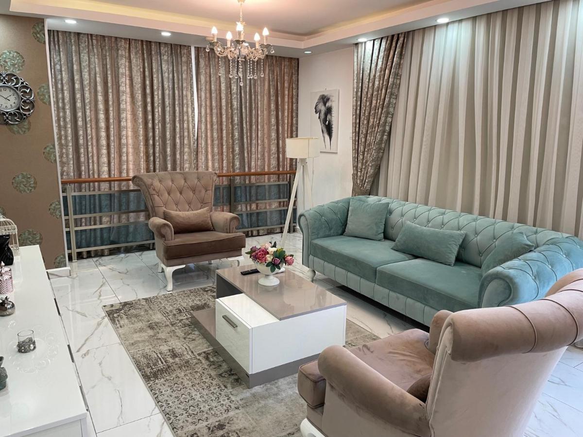 شقة Elegant 2+1 Flat In The Heart Of Kyrenia + Wifi المظهر الخارجي الصورة