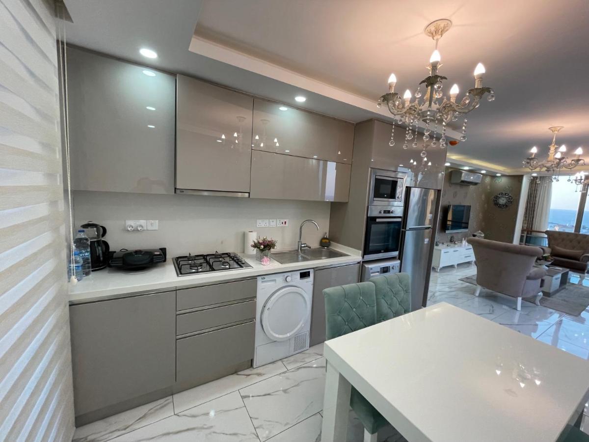 شقة Elegant 2+1 Flat In The Heart Of Kyrenia + Wifi المظهر الخارجي الصورة