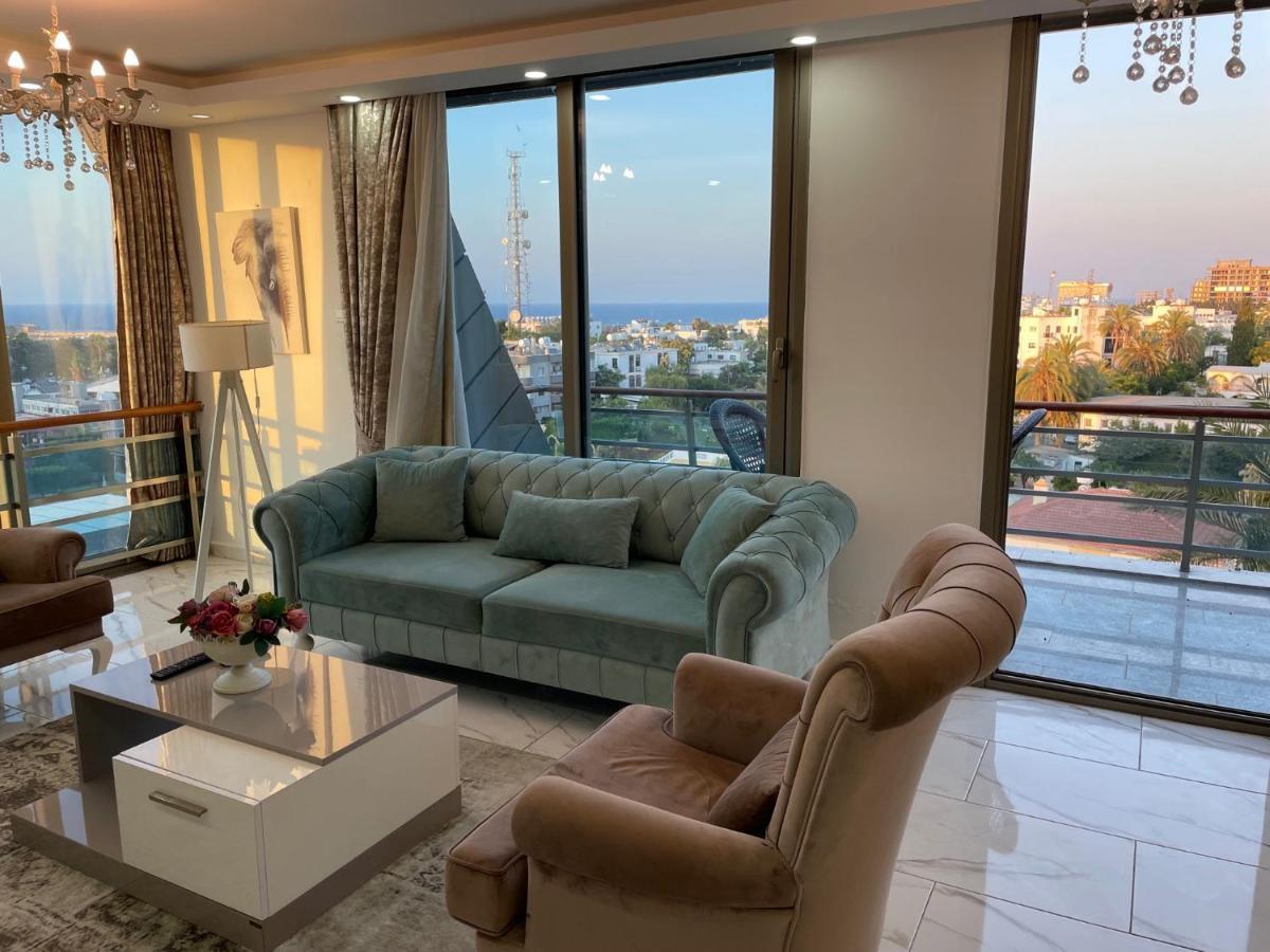 شقة Elegant 2+1 Flat In The Heart Of Kyrenia + Wifi المظهر الخارجي الصورة