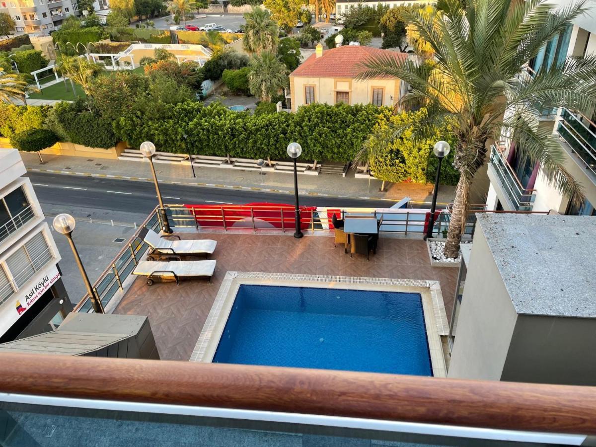 شقة Elegant 2+1 Flat In The Heart Of Kyrenia + Wifi المظهر الخارجي الصورة