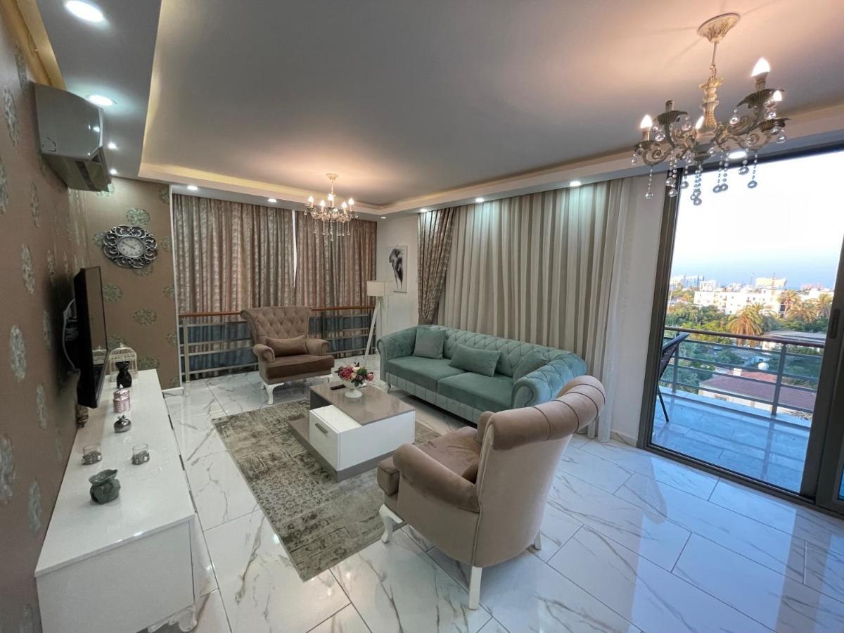 شقة Elegant 2+1 Flat In The Heart Of Kyrenia + Wifi المظهر الخارجي الصورة