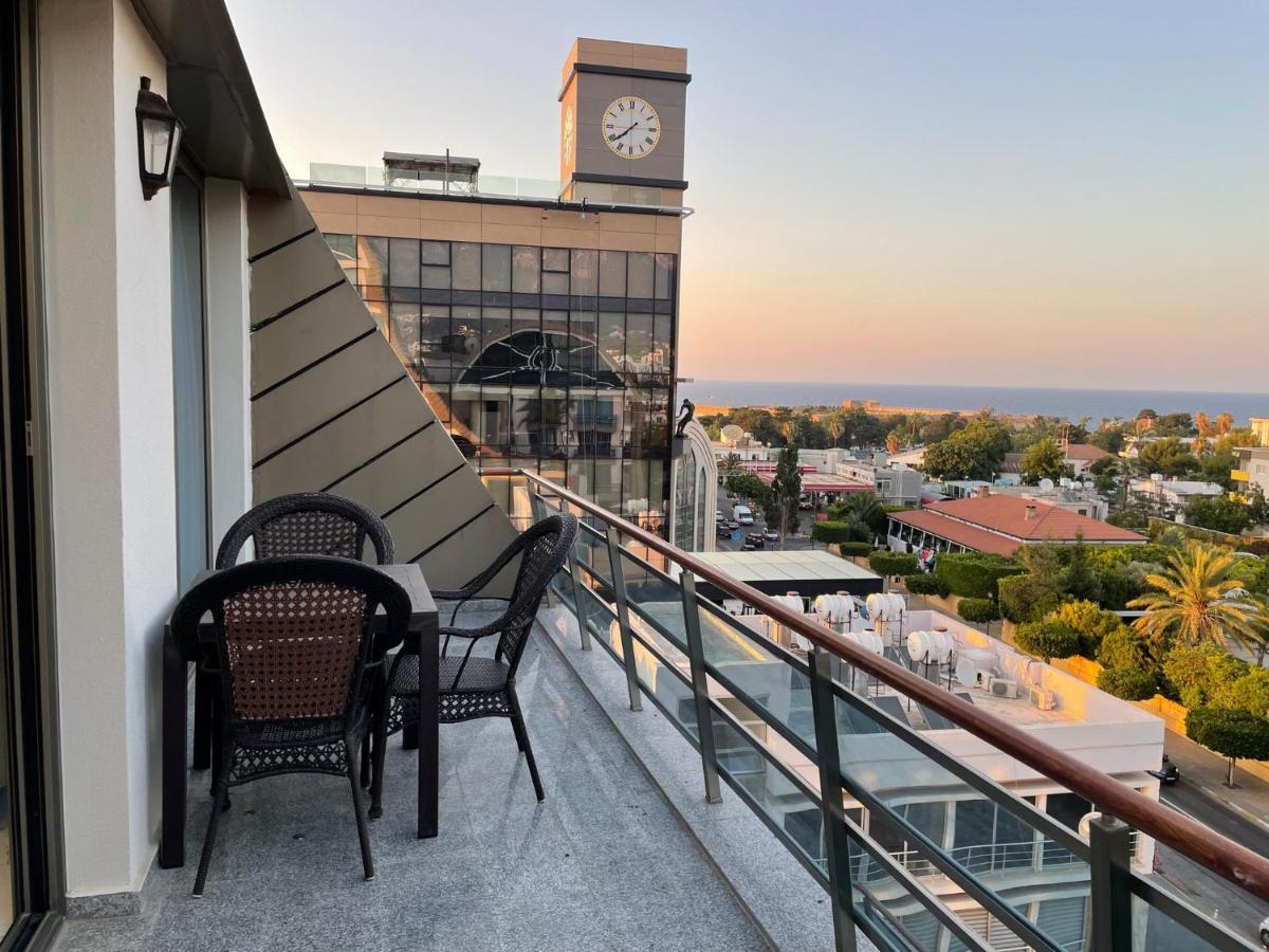 شقة Elegant 2+1 Flat In The Heart Of Kyrenia + Wifi المظهر الخارجي الصورة