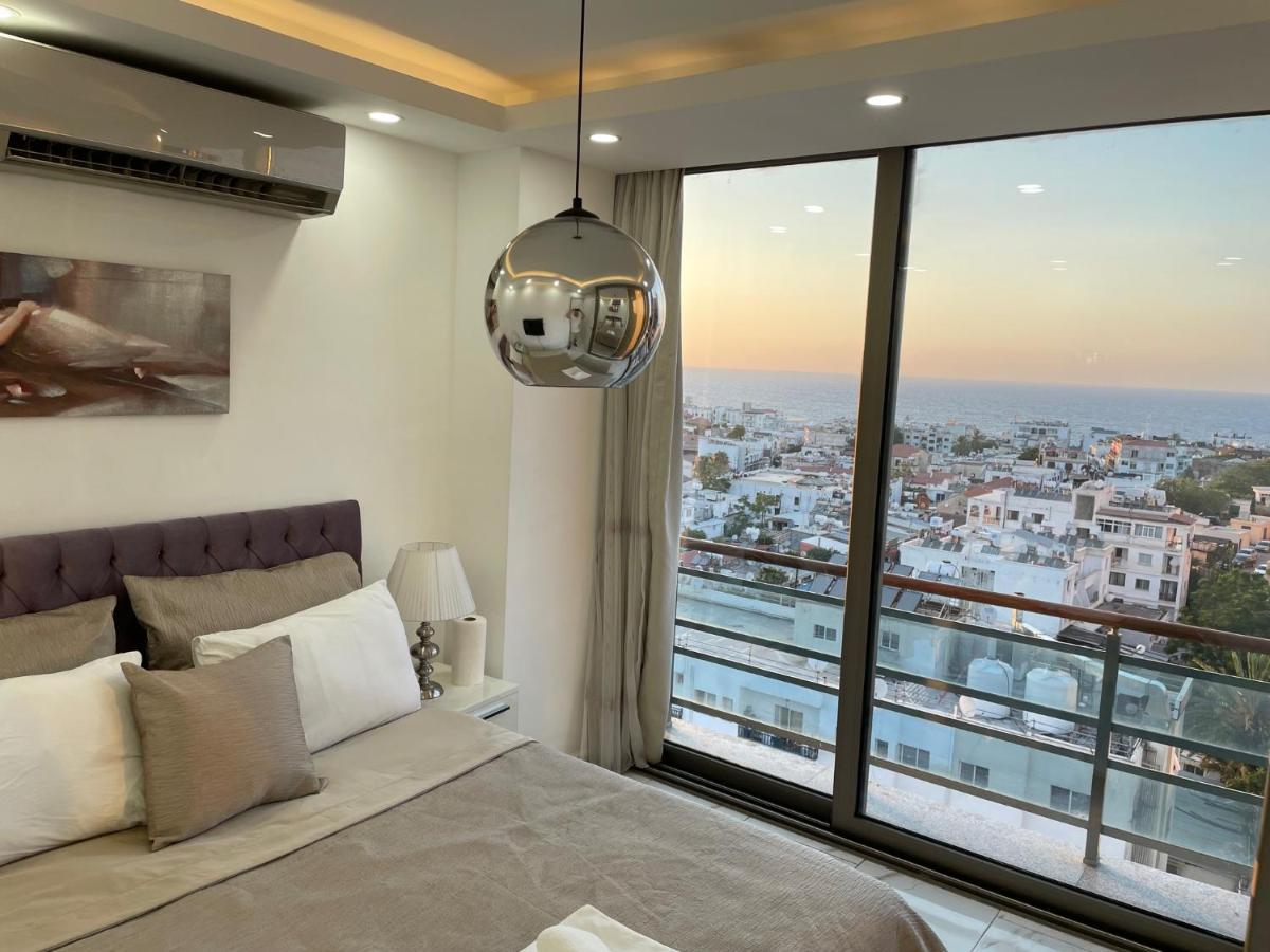 شقة Elegant 2+1 Flat In The Heart Of Kyrenia + Wifi المظهر الخارجي الصورة